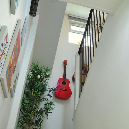 Top Floor Apartment In Islington Лондон Экстерьер фото